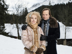 Bezejmenný trpaslík mladšího bratra Kryštofa s hvězdou Deničkou v podání Terezy Ramby (foto: ČT)