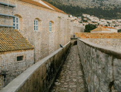 Kde ve světě najdete místa z oblíbených letních filmů?