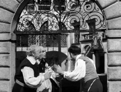 Miroslav jde za velvyslancem