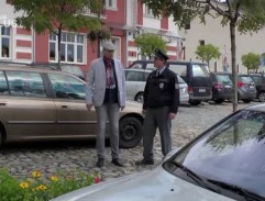 parkovisko pred hotelom Kašperk