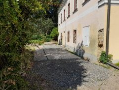 Slunce, seno, jahody