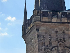 Staromestská mostecká veža