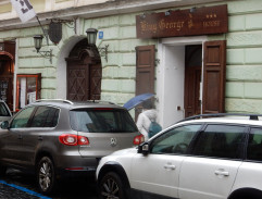 Maigret a obchodník s vínem