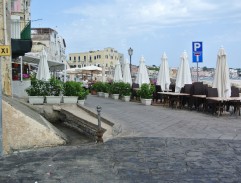 Nebožtíci přejí lásce