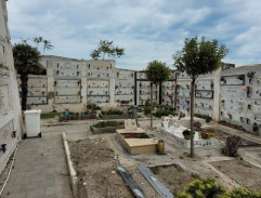 Nebožtíci přejí lásce