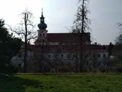 kláštorná záhrada