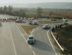 Jáchyme, hoď ho do stroje!