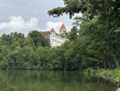 Jáchyme, hoď ho do stroje!