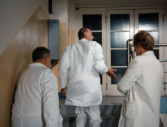 Jáchyme, hoď ho do stroje!