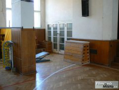 Jáchyme, hoď ho do stroje!