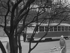 Před domem Válkové