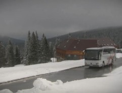 Příjezd na lyžák