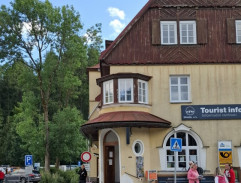 Budova v centru Špindlerova Mlýna