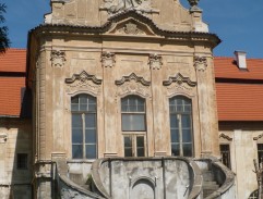 Vyšetřovatelé přijíždějí