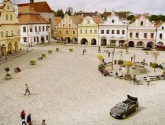 Běloušek a Pet odjíždějí z Pelhřimova