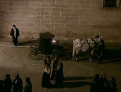 Hrabě před hotelem