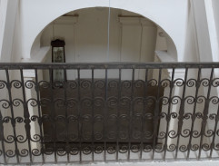 Poručík se schovává