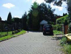 Zamaskovaní Bartáčkovi