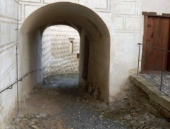 Fantine chodí ulicí