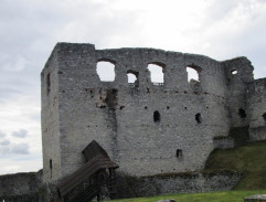 Damodar vyhazuje Snailse