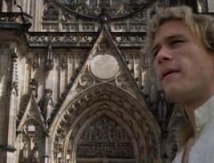 William před katedrálou