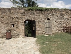 Rampal přijíždí do městečka