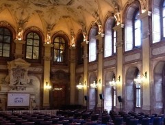 španělský velvyslanec jde k císaři