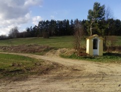 Kaplička na rozcestí
