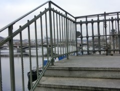 schody na nábreží