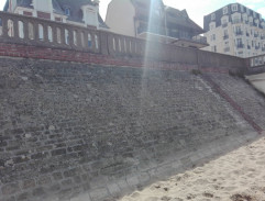 Krádež převlékací budky