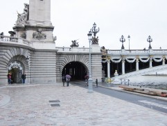 Přepadení pod mostem