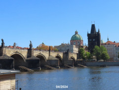 S pražským špehem