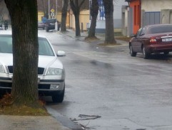 pri Nezirovom dome 2