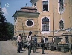 Kdo odchází v dešti ...