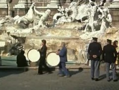 Pašování dětí v bubnech