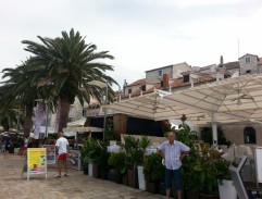 trakač se zvedá pomocí antigravitačního děla