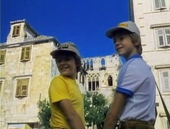 Pepík se jde ubytovat k tetě