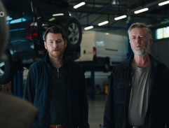 S05E13 Smlouva bez podpisu