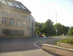 pred domovom dôchodcov