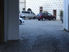 brána zámku Na vyhlídce