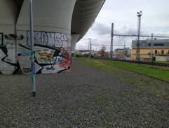 pod železničným mostom 2