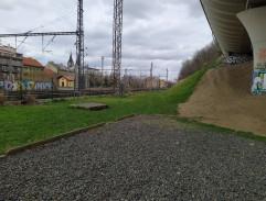 pod železničným mostom 4