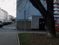 pri vodovodnej šachte