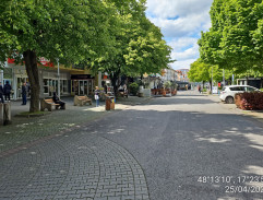 pred políciou v Unhošti 2