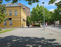 pred políciou v Unhošti 3