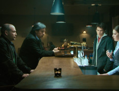 v bare U slepého oka