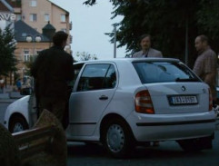 pred políciou v Unhošti 3