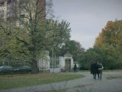 pred psychiatrickouu liečebňou