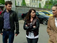 na dvore autopožičovne