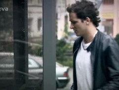 S02E08 Švýcarský řez